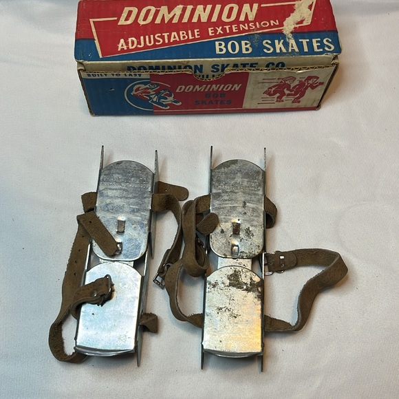 Vintage Dominion adjustable extension Bob skates - Picture 3 of 5